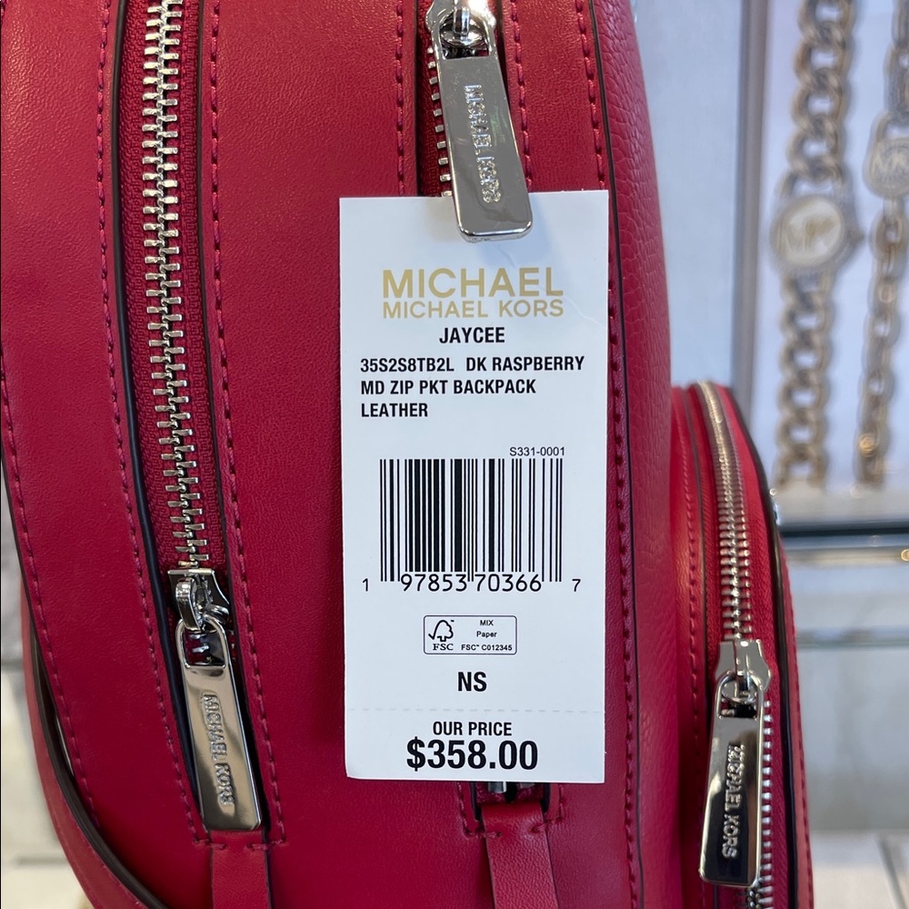 MICHAEL KORS Jaycee Md Zip Pocket Pebbled Leather Backpack
Dark Raspberry
NWT - Picture 9 of 16